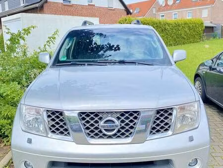 Nissan Pathfinder 2.5 dCi 171 Confort 4x4