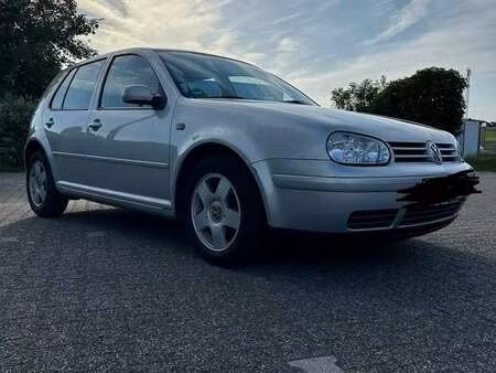 Volkswagen Golf 1.6