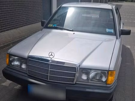 Mercedes-Benz 190 