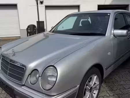 Mercedes-Benz Classe E E 300 V6 3.0 177 Elegance