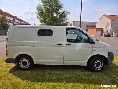 Volkswagen Transporter T5 2.5 TDI 130