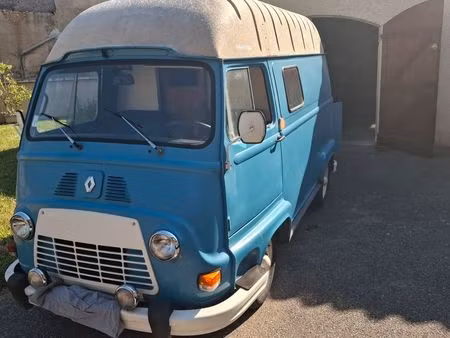Renault Estafette 