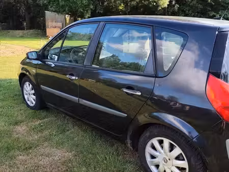 Renault Scénic 2.0 dCi 150