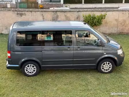 Volkswagen Transporter T5 2.5 TDI 130