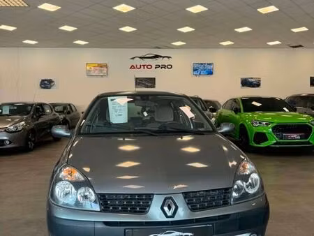 Renault Clio 1.4 98