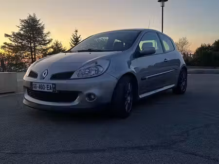 Renault Clio RS 2.0 200