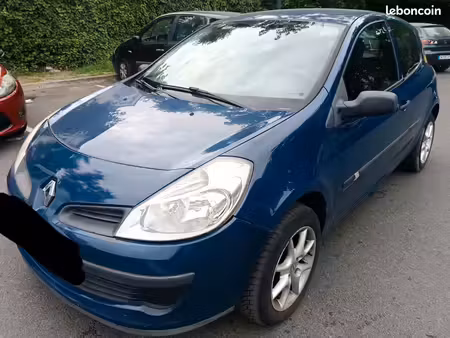 Renault Clio 1.2 75