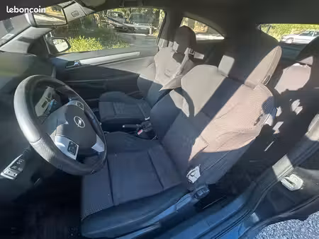 Opel Astra 1.4 100