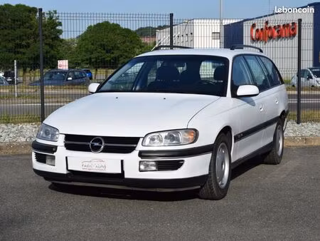 Opel Omega Break 2.5 170 Elegance
