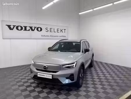 Volvo EX40 252 Plus