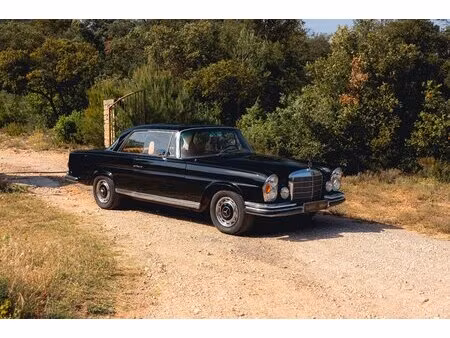 Mercedes-Benz Classe E 200