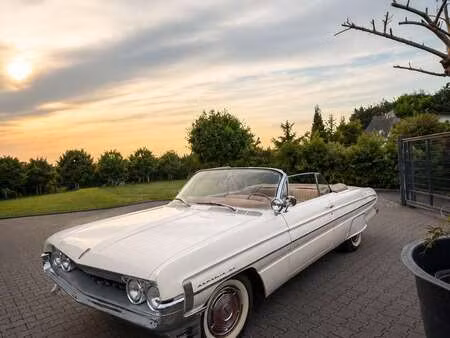 Oldsmobile 88 