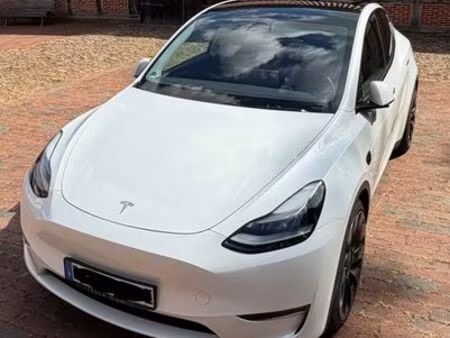 Tesla Model Y Performance 4x4
