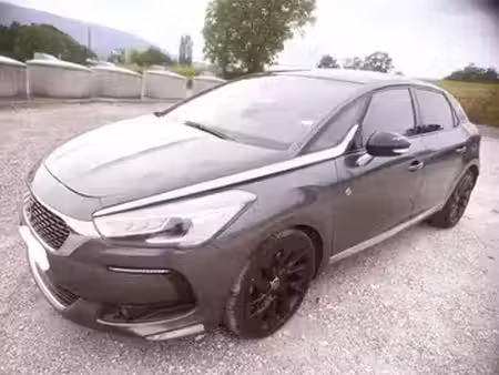DS 5 1.6 THP 210 Performance Line 4x4