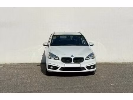 BMW Série 2 218i 1.5 136