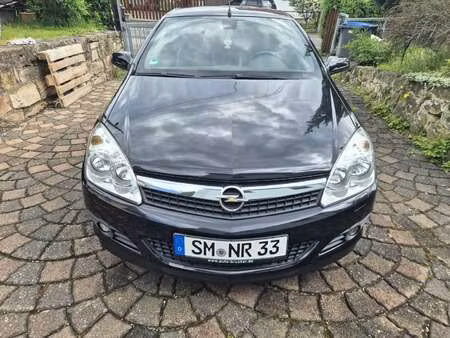 Opel Astra 1.6 180 Cosmo