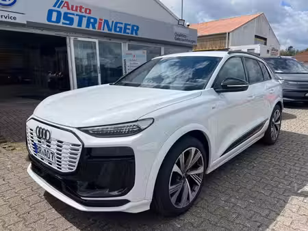 Audi Q6 E-Tron 306 S line