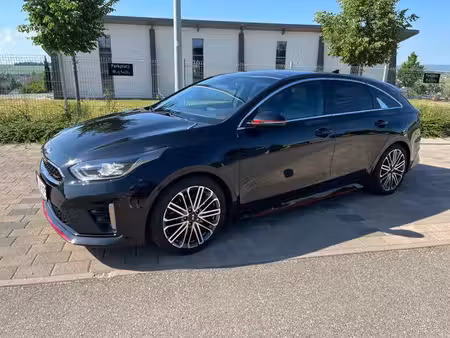 Kia Ceed 1.6 T GDi 204