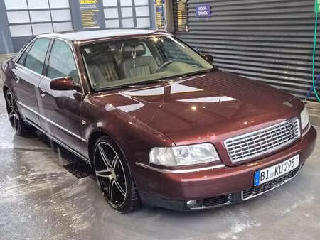 Audi A8 V6 2.8 193