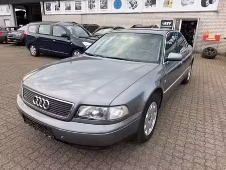 Audi A8 V6 2.8 193 quattro