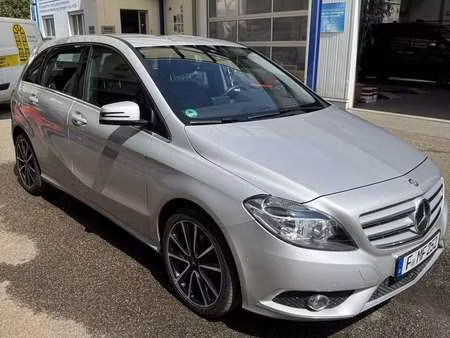 Mercedes-Benz Classe B B 200