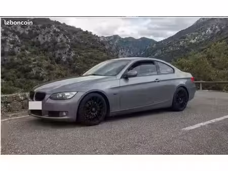BMW Série 3 330d 3.0 245