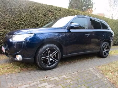 Mitsubishi Outlander 2.0 150 Invite