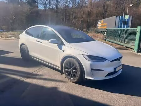 Tesla Model X Plaid 1020 4x4