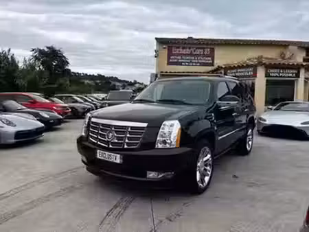 Cadillac Escalade V8 6.2 409