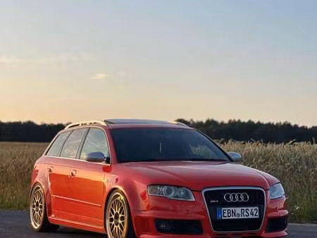 Audi A4 RS4 V8 4.2 FSI 420 quattro