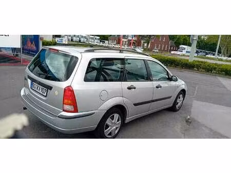 Ford Focus 1.4 80 Ambiente