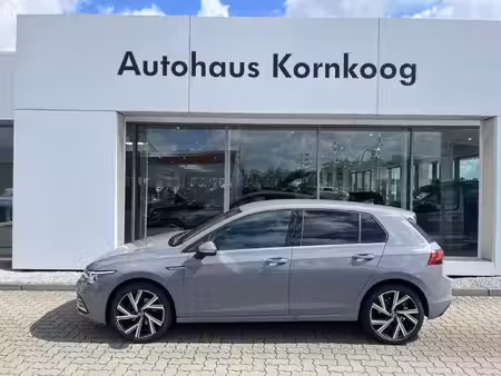 Volkswagen Golf 1.5 TSI Style