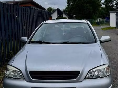 Opel Astra 1.6