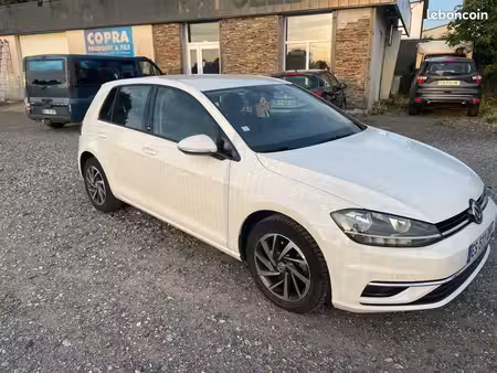 Volkswagen Golf 1.6 TDI 115