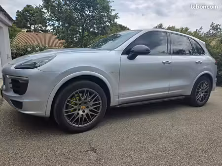 Porsche Cayenne V6 3.0 4x4