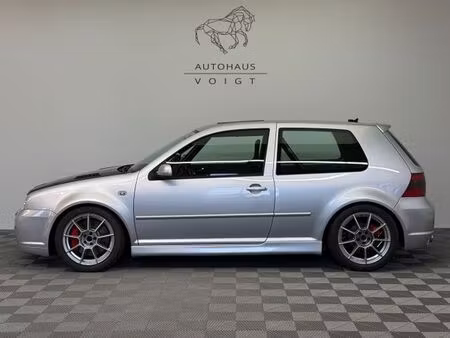 Volkswagen Golf R32 V6 3.2 241 4Motion