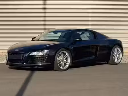 Audi R8 V8 4.2 420 quattro