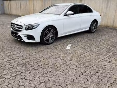 Mercedes-Benz Classe E E 220 AMG Line 4Matic