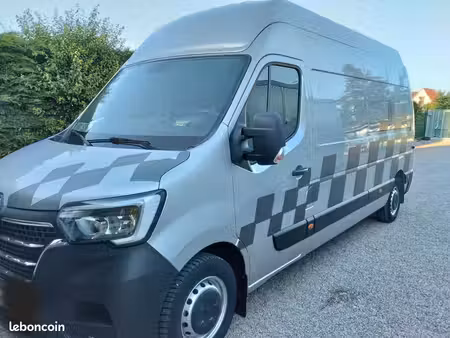 Renault Master 2.3 dCi 180