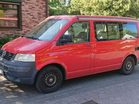 Volkswagen Transporter T5 California 1.9 TDI 105