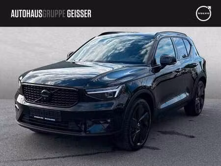 Volvo XC40 B3 2.0 163 Black Edition