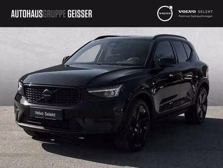 Volvo XC40 B3 2.0 163 Black Edition
