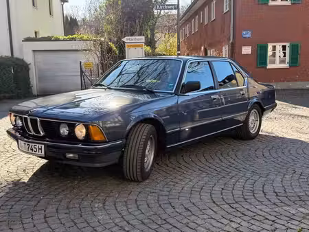 BMW Série 7 745i