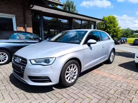 Audi A3 1.6 TDI 105 Attraction