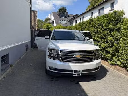 Chevrolet Tahoe V8 5.3 Premier