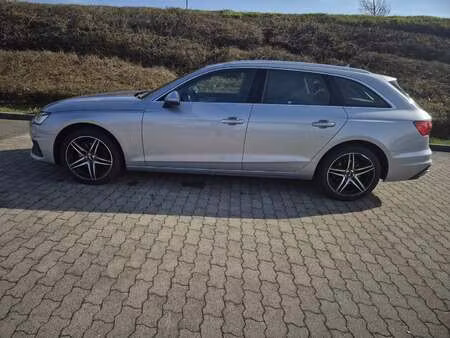 Audi A4 30 TDI 2.0 TDI 122