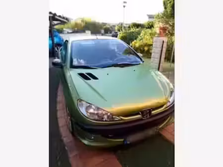 Peugeot 206 CC 2.0 138