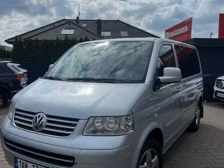 Volkswagen Transporter T5 V6 3.2 235 Highline 4Motion