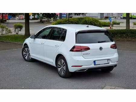 Volkswagen Golf 136