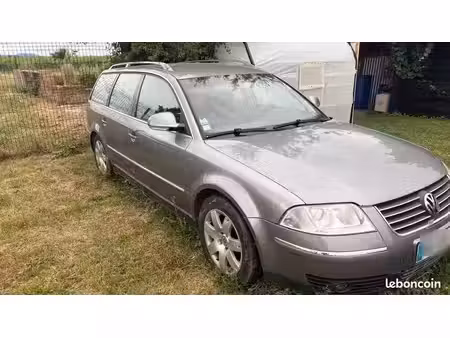 Volkswagen Passat V6 2.5 TDI 163